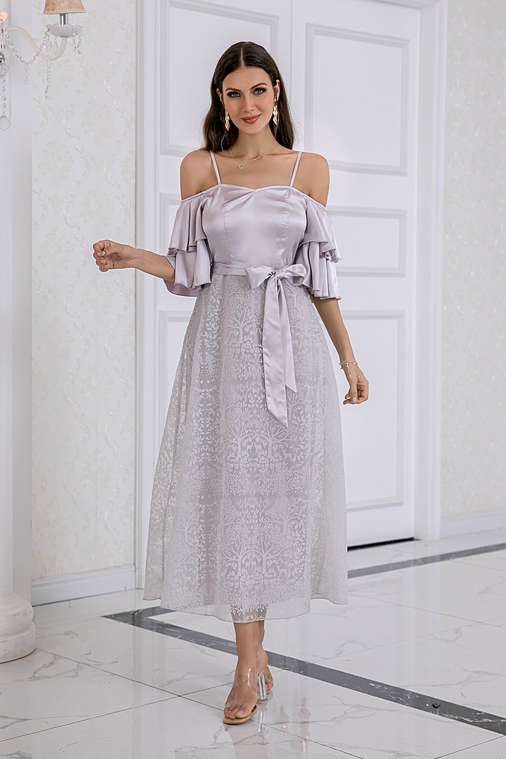 Tirantes de espagueti gris Vestido de fiesta con encaje