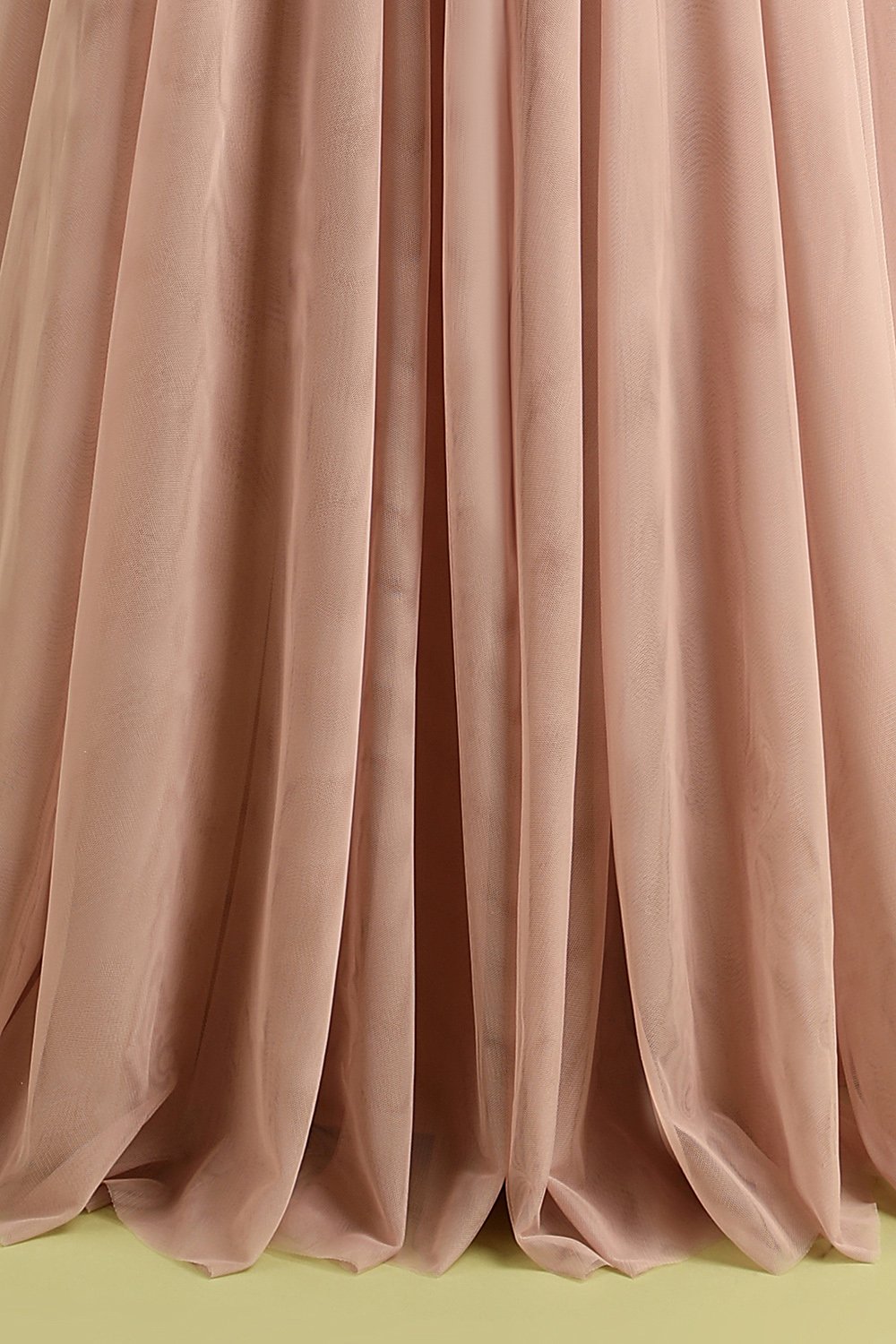 Vestido de fiesta rosa tirantes finos