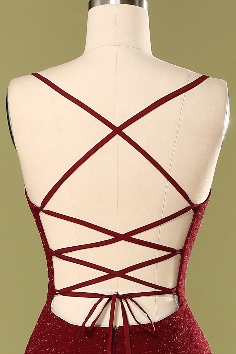 Vestido de noche con cuello en v burdeos