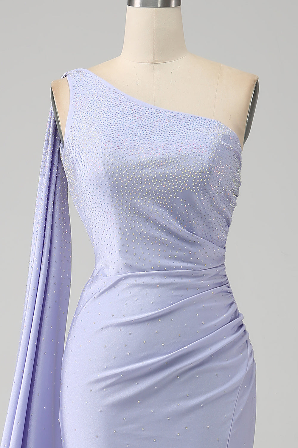 Vestido de fiesta largo de un hombro de sirena lila con abertura