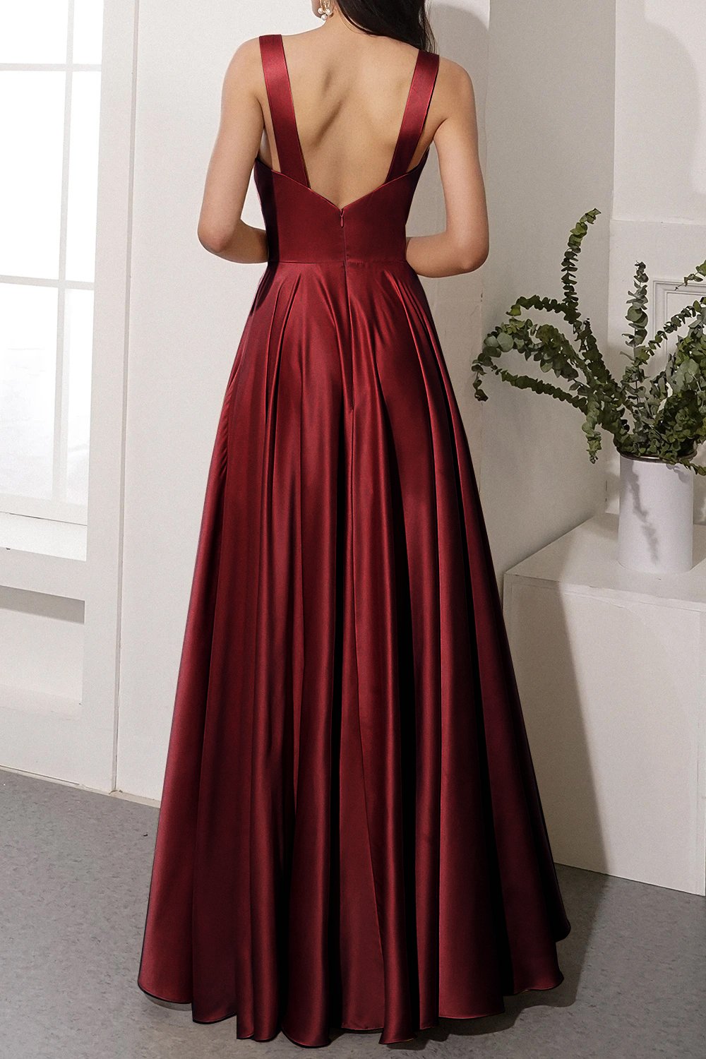 Vestido largo satinado dorado
