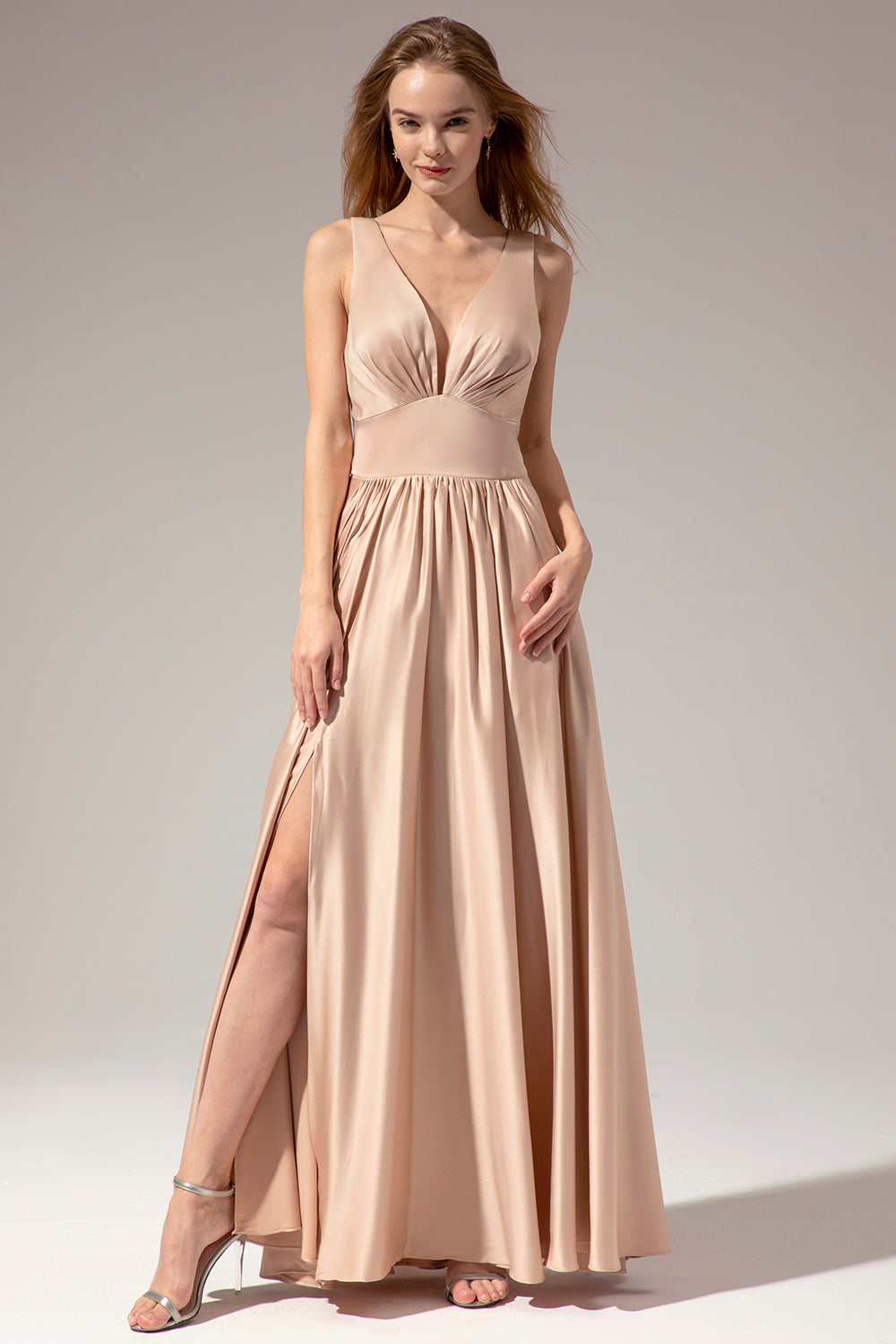 Vestido largo satinado dorado