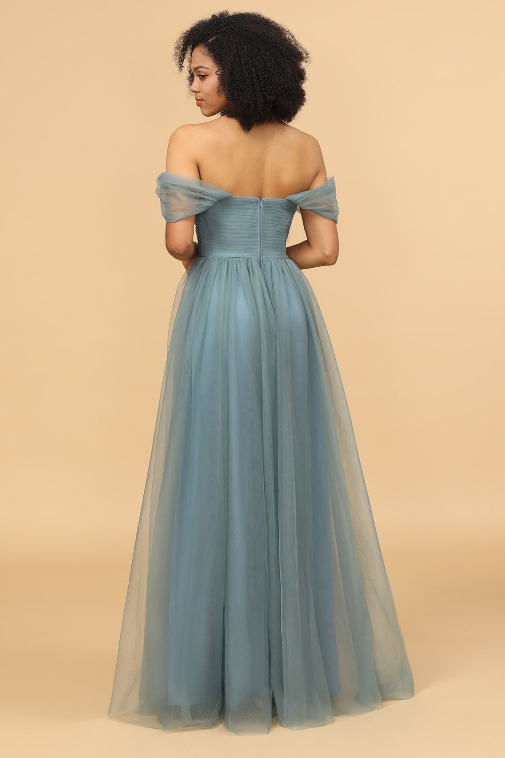 Vestido de dama de honor tul fuera del hombro