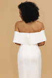 Vestido de dama de honor satén blanco fuera del hombro