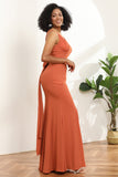 Vestido de dama de honor sirena cuello en V