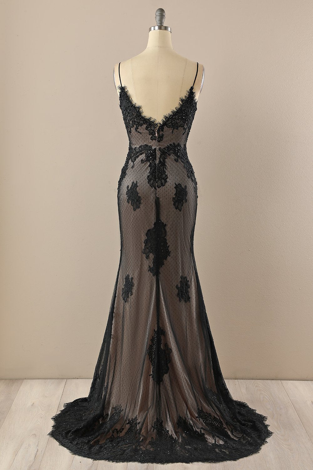 Negro V cuello con cuentas vestido de fiesta