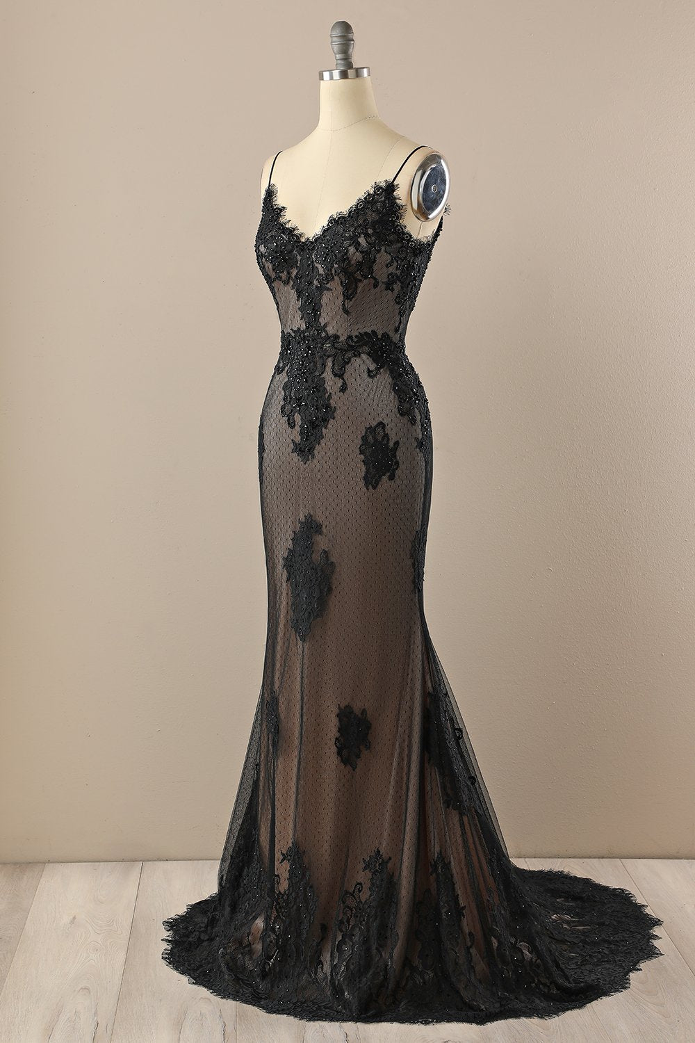 Negro V cuello con cuentas vestido de fiesta