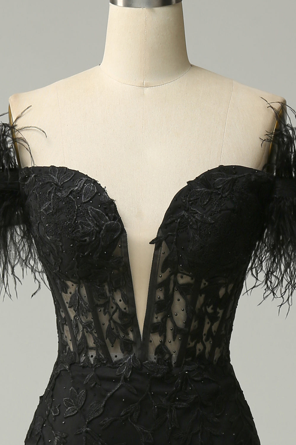 Fuera del Hombro Negro Sirena Vestido de Fiesta Con Plumas