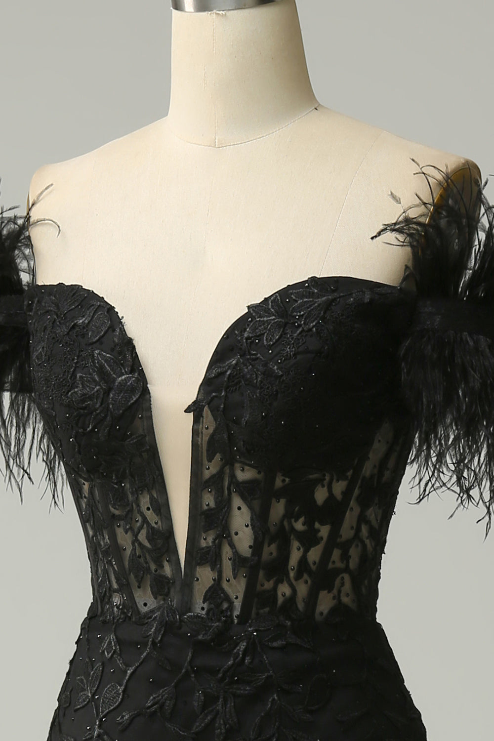 Fuera del Hombro Negro Sirena Vestido de Fiesta Con Plumas