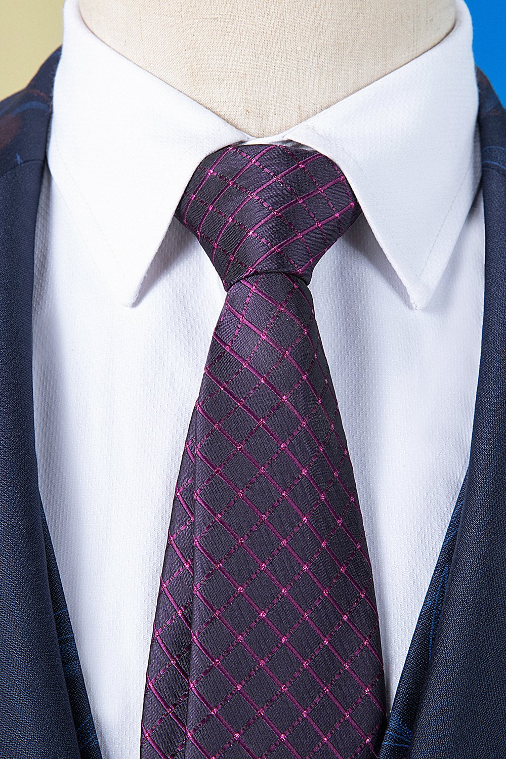 Traje Masculino 3 Piezas Solapa de Pico Azul Oscuro