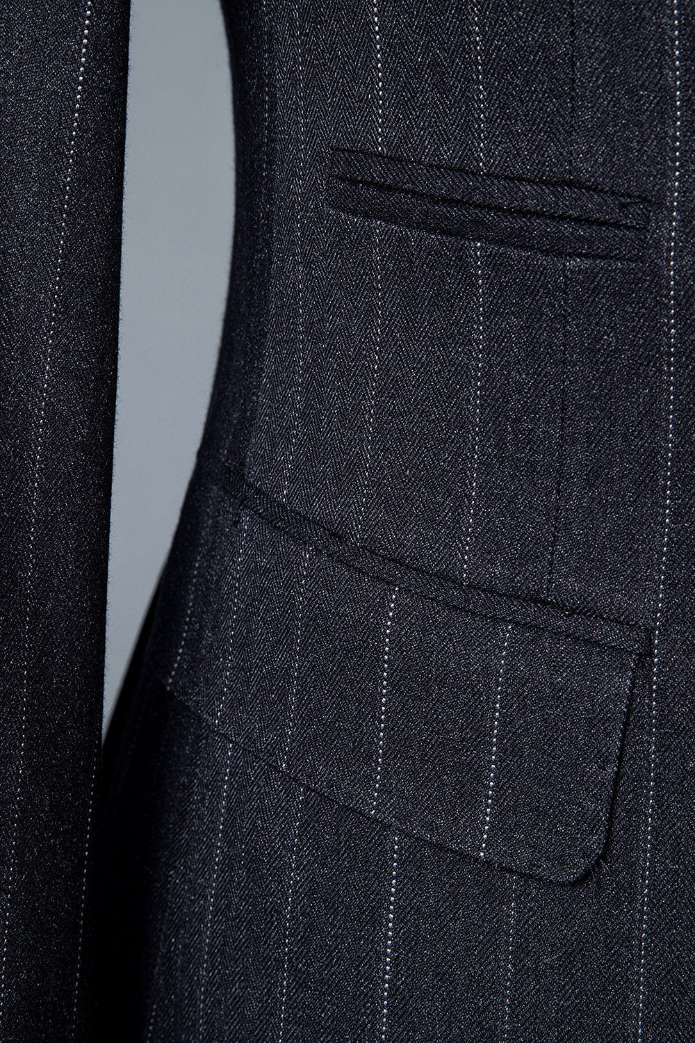 Traje Masculino 3 Piezas Solapa de Muescas A Rayas Negro