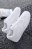 Zapatos casuales con cordones blancos para hombres