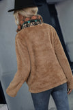 Tops de vellón con cuello alto estampado burdeos