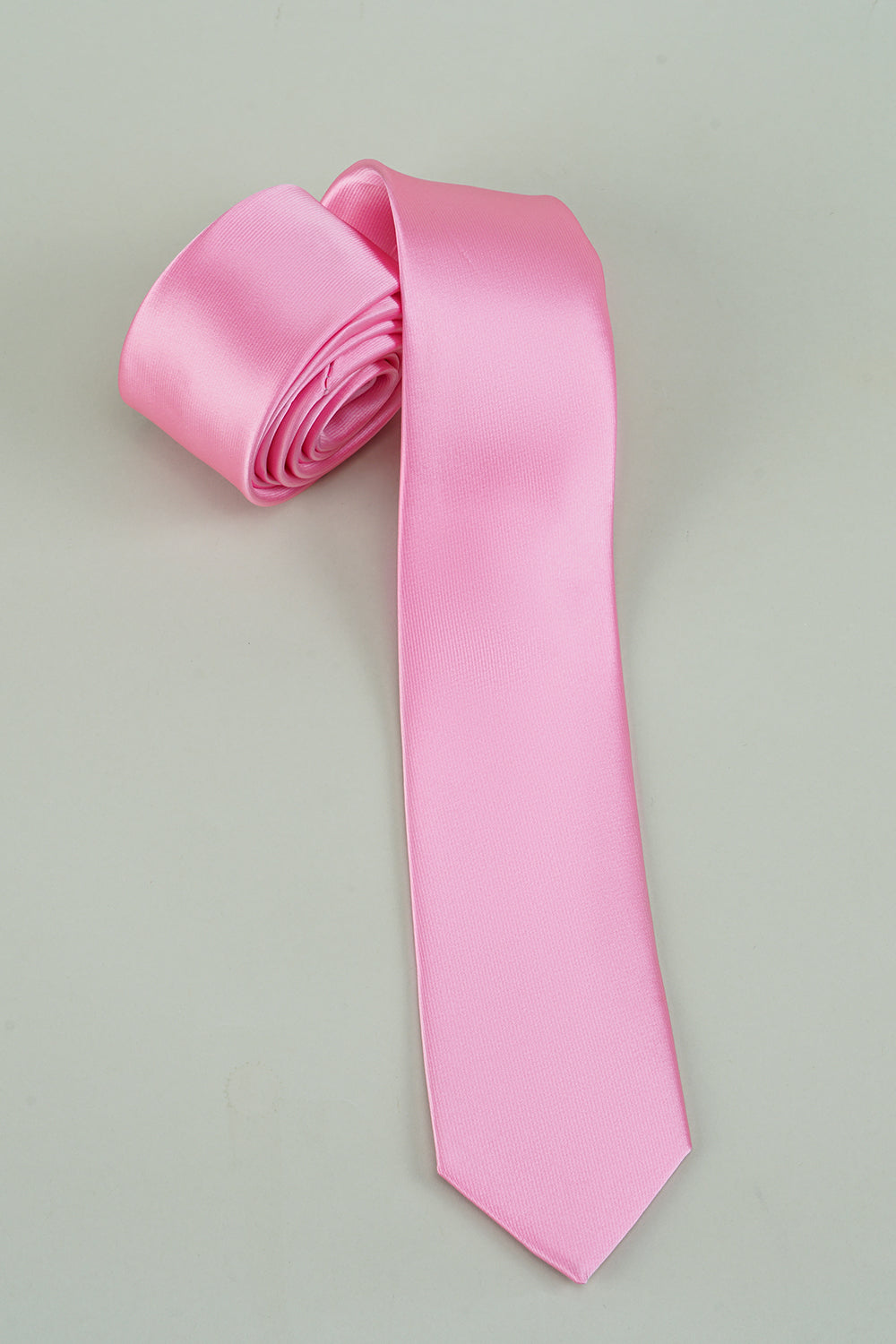 Corbata formal en color azul para hombres