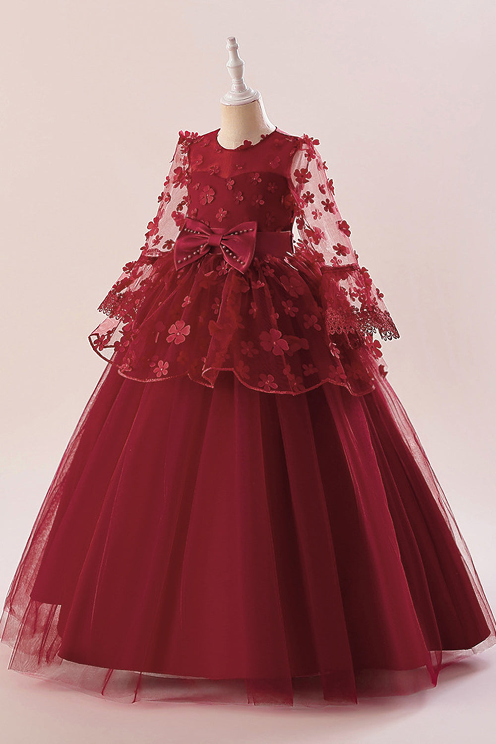 Vestido de fiesta de tul rosa chica con apliques