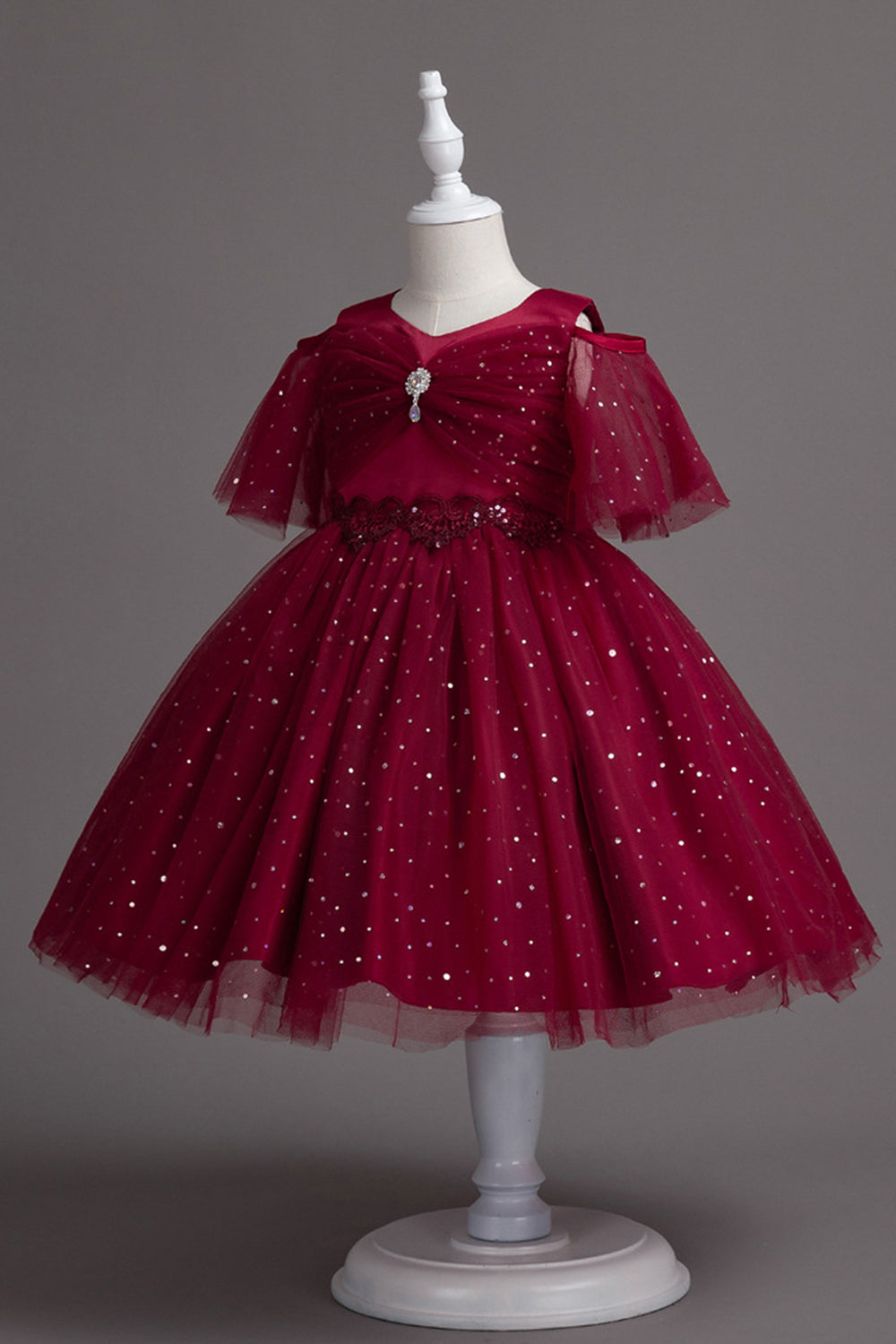 Una línea del hombro Tul burdeos vestido de niña
