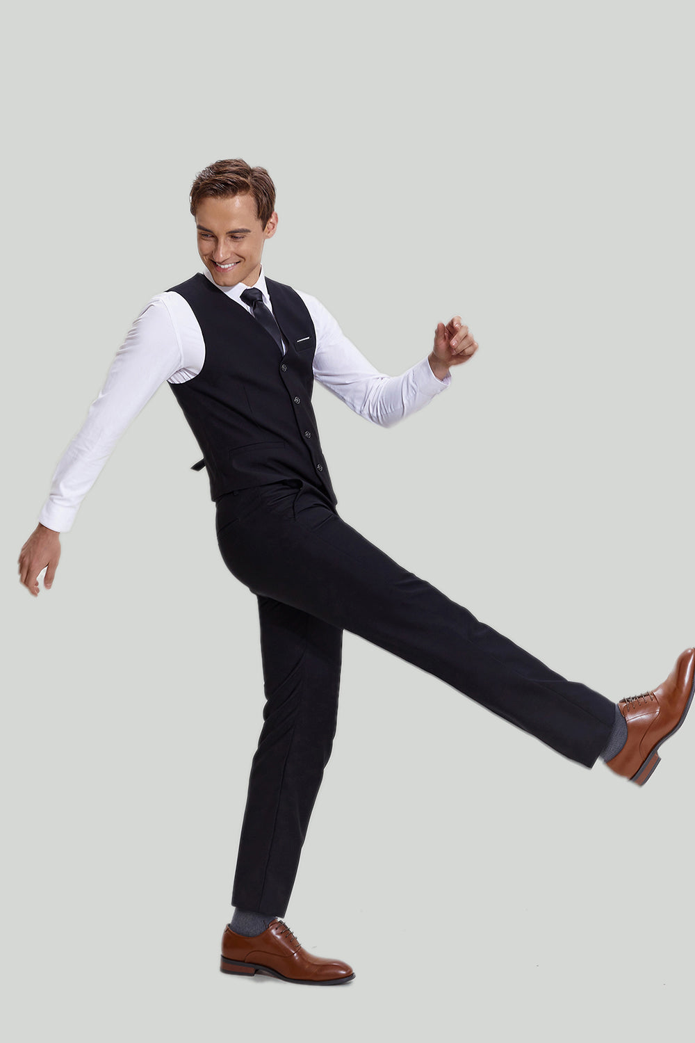 Traje negro de tres piezas para hombres con solapa con aberturas