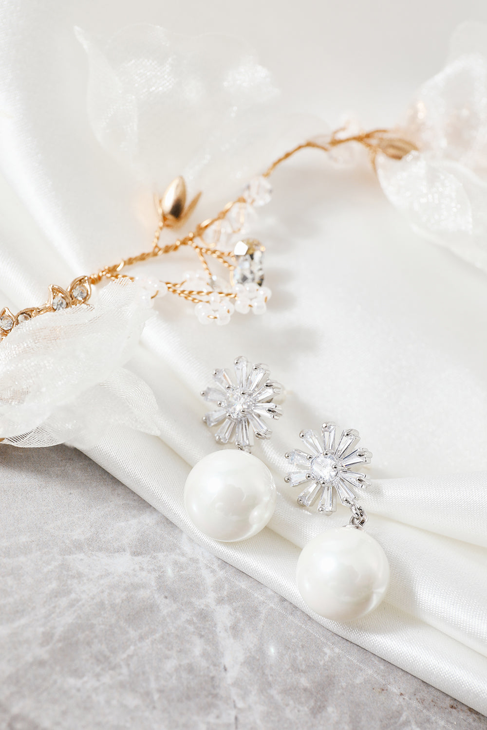 Flores Pendientes de Perlas