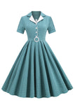 Vestido a cuadros rojos de estilo retro de la década de 1950