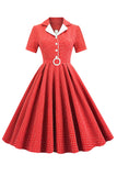 Vestido a cuadros rojos de estilo retro de la década de 1950