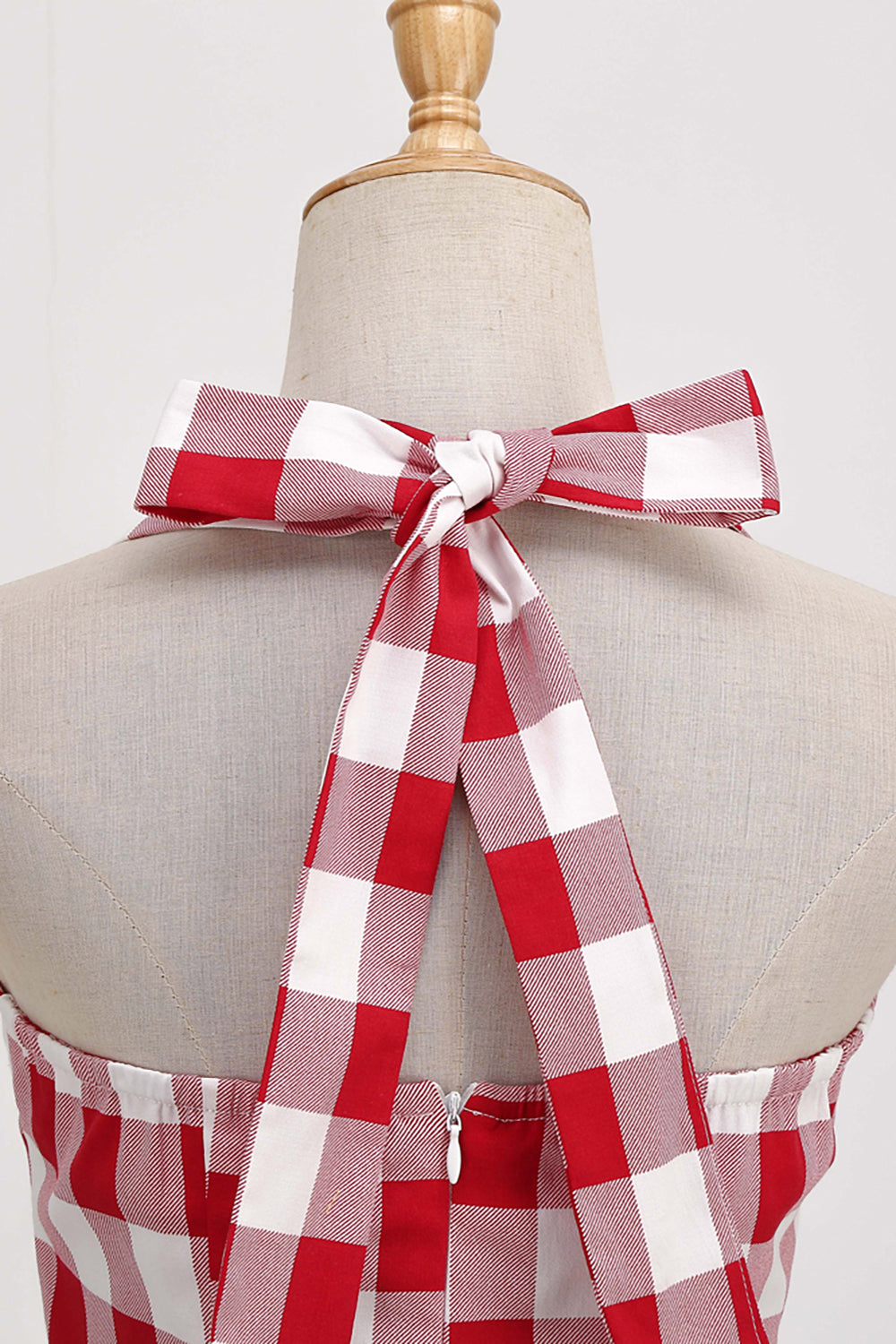 Vestido swing a cuadros rojos Halter de la década de 1950