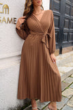 Vestido casual azul cuello en V con faja