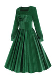 Vestido verde oscuro de terciopelo cuello cuadrado