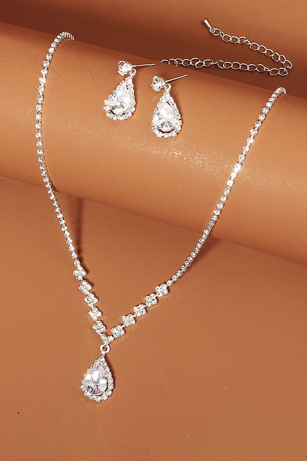 Conjunto de Collares Pendientes de Novia Pedrería