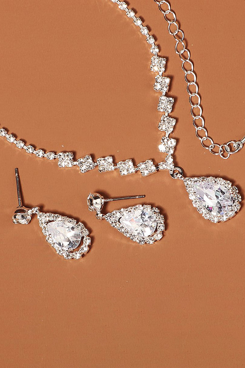 Conjunto de Collares Pendientes de Novia Pedrería