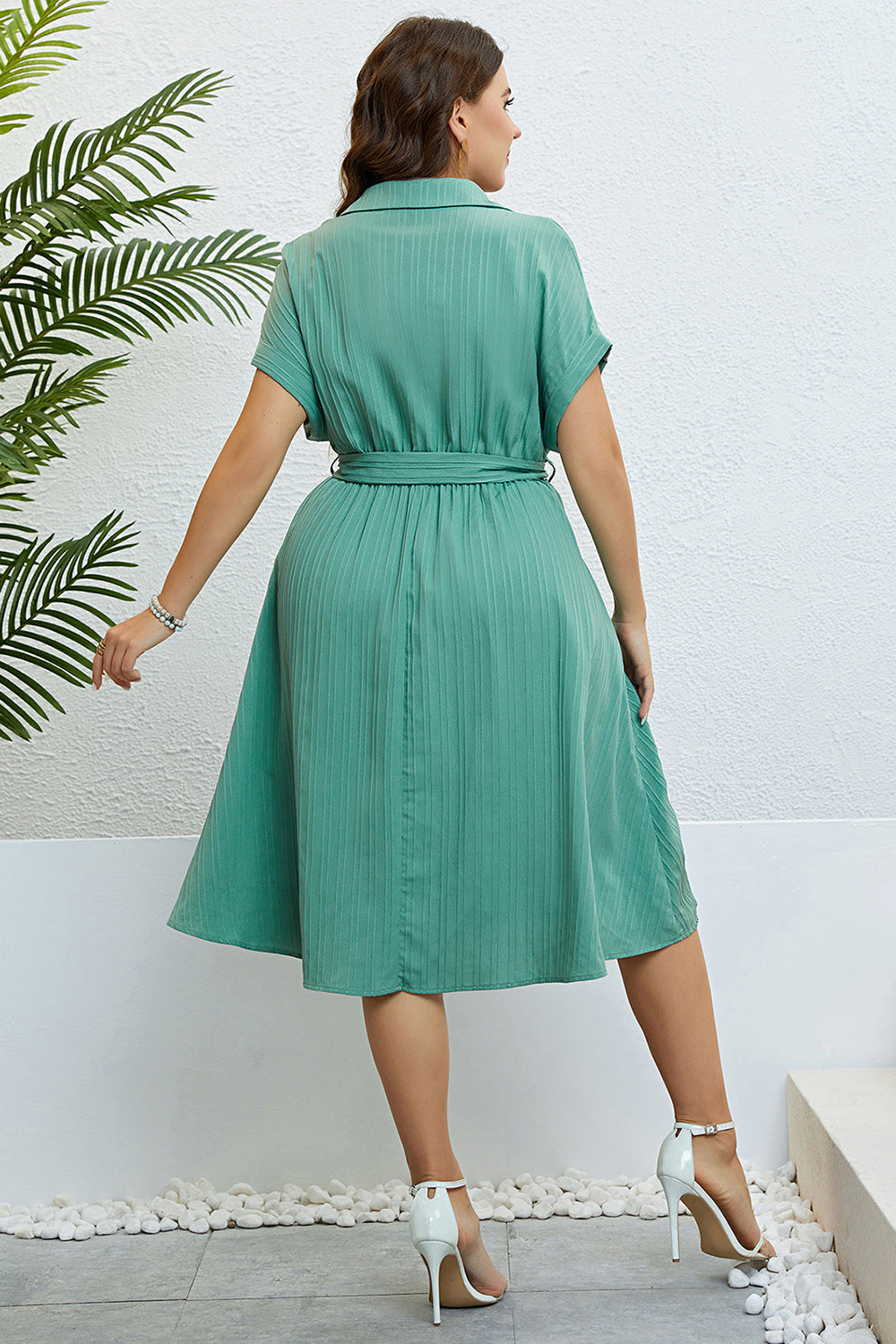Vestido de Verano Con Cinturón Verde Mangas Cortas Talla Grande