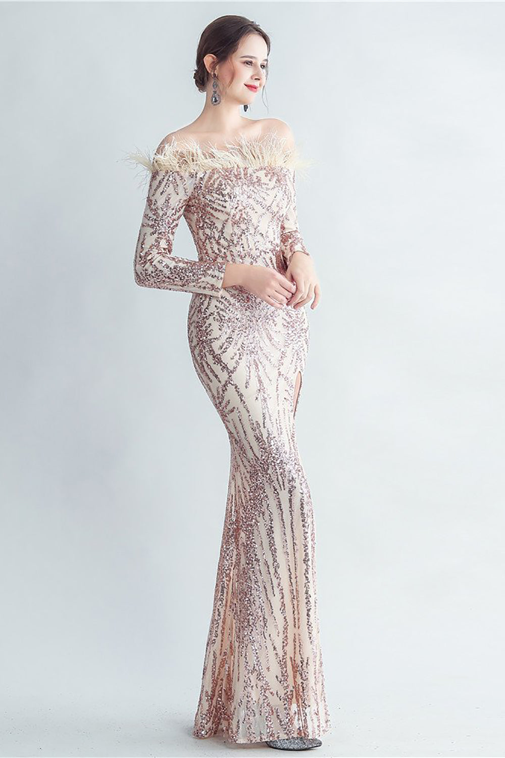 Sparkly Off The Shoulder Selentejuelas Golden Prom Vestido con plumas