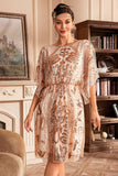Vestido de lentejuelas champán con mangas de murciélago de la década de 1920
