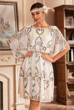 Vestido blanco brillante de la década de 1920 con lentejuelas