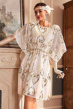 Vestido blanco brillante de la década de 1920 con lentejuelas