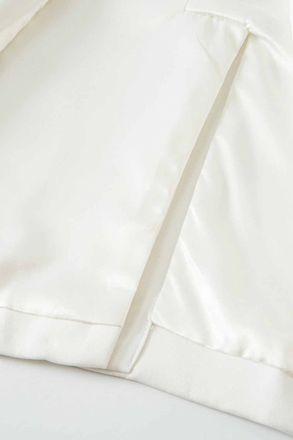 Blazer de mujer con solapa con muescas blancas