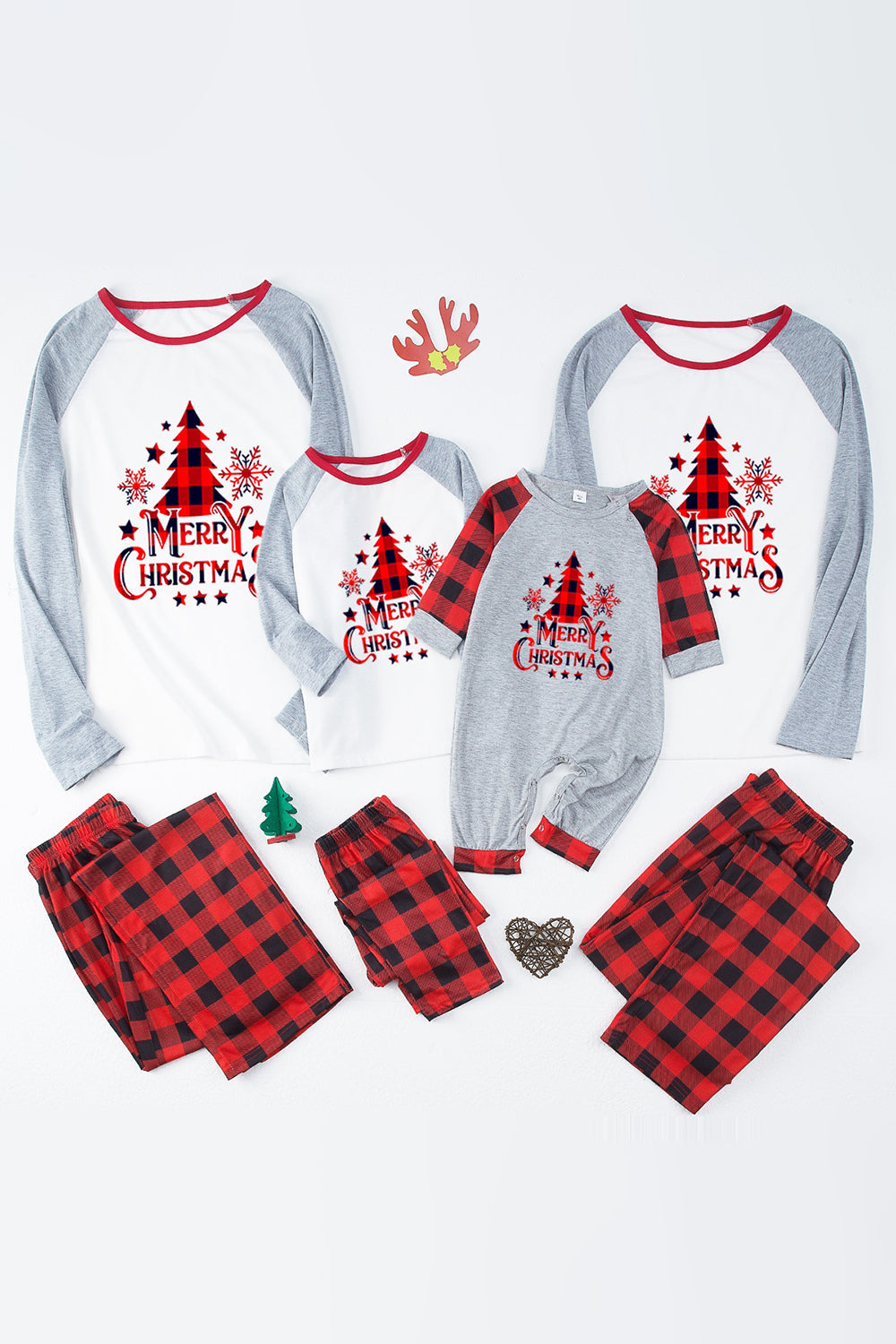 Pijama navideño familiar a juego a cuadros grises y rojos