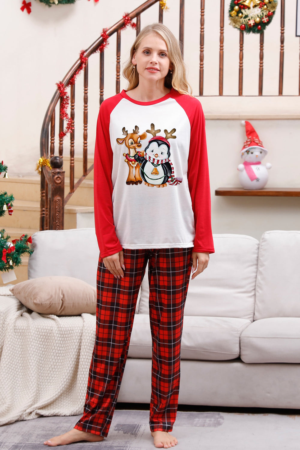 Pijama a cuadros rojos navideños familiares a juego