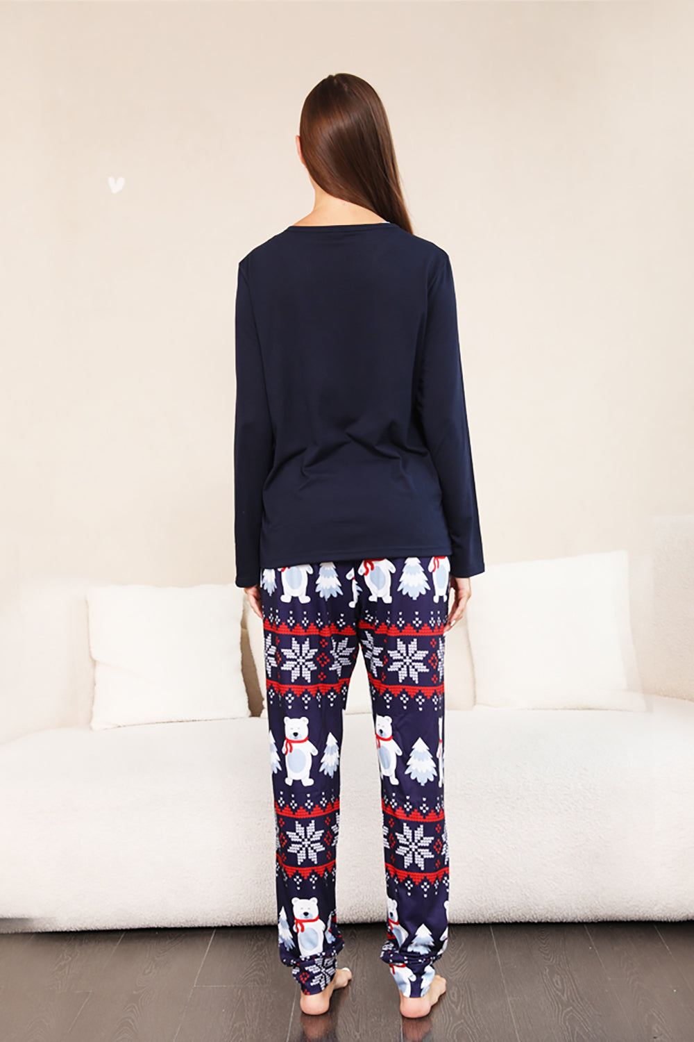 Conjunto de pijama familiar navideño con estampado azul marino