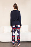 Conjunto de pijama familiar navideño con estampado azul marino