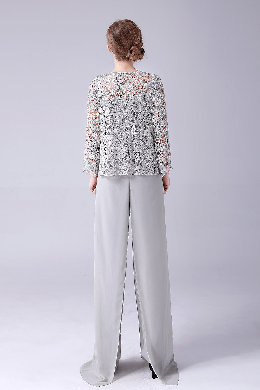 El mono de astilla/traje de pantalón separa el vestido de la madre de la novia de gasa de encaje