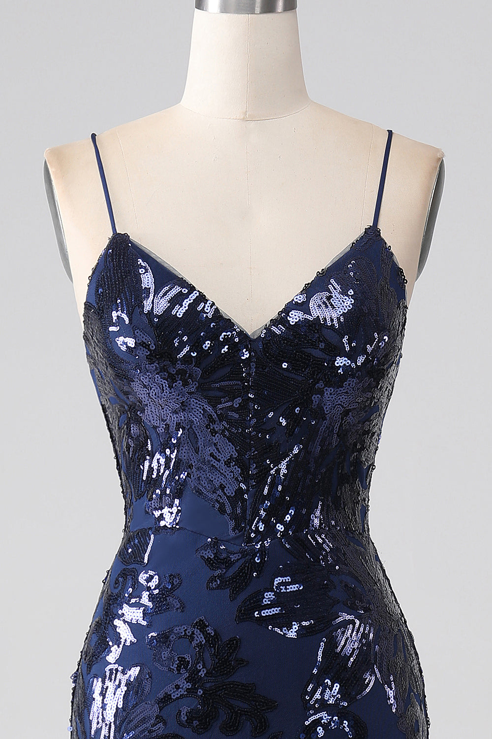 Vestido de fiesta de lentejuelas de lentejuelas brillantes con tirantes de espagueti con abertura