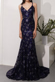 Vestido de noche azul marino con lentejuelas