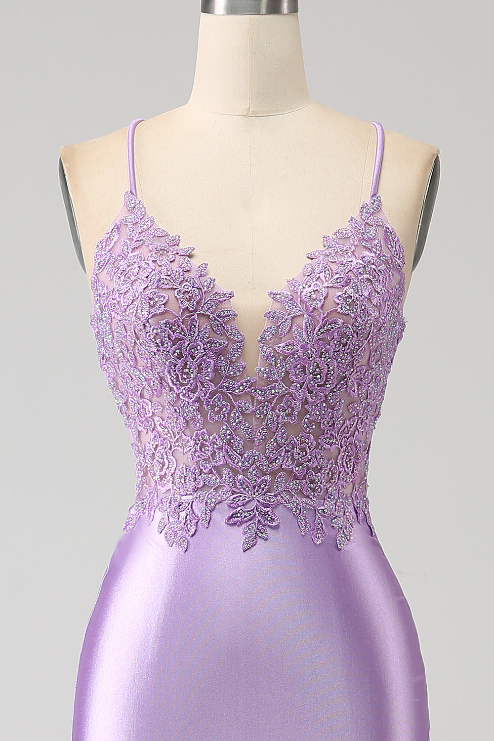 Elegante vestido de fiesta largo de tirantes de espagueti de sirena lila con abertura de apliques