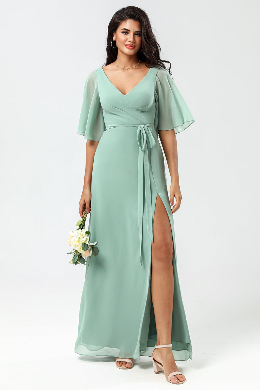 Vestido de dama de honor de menta con cuello en V de gasa con hendidura