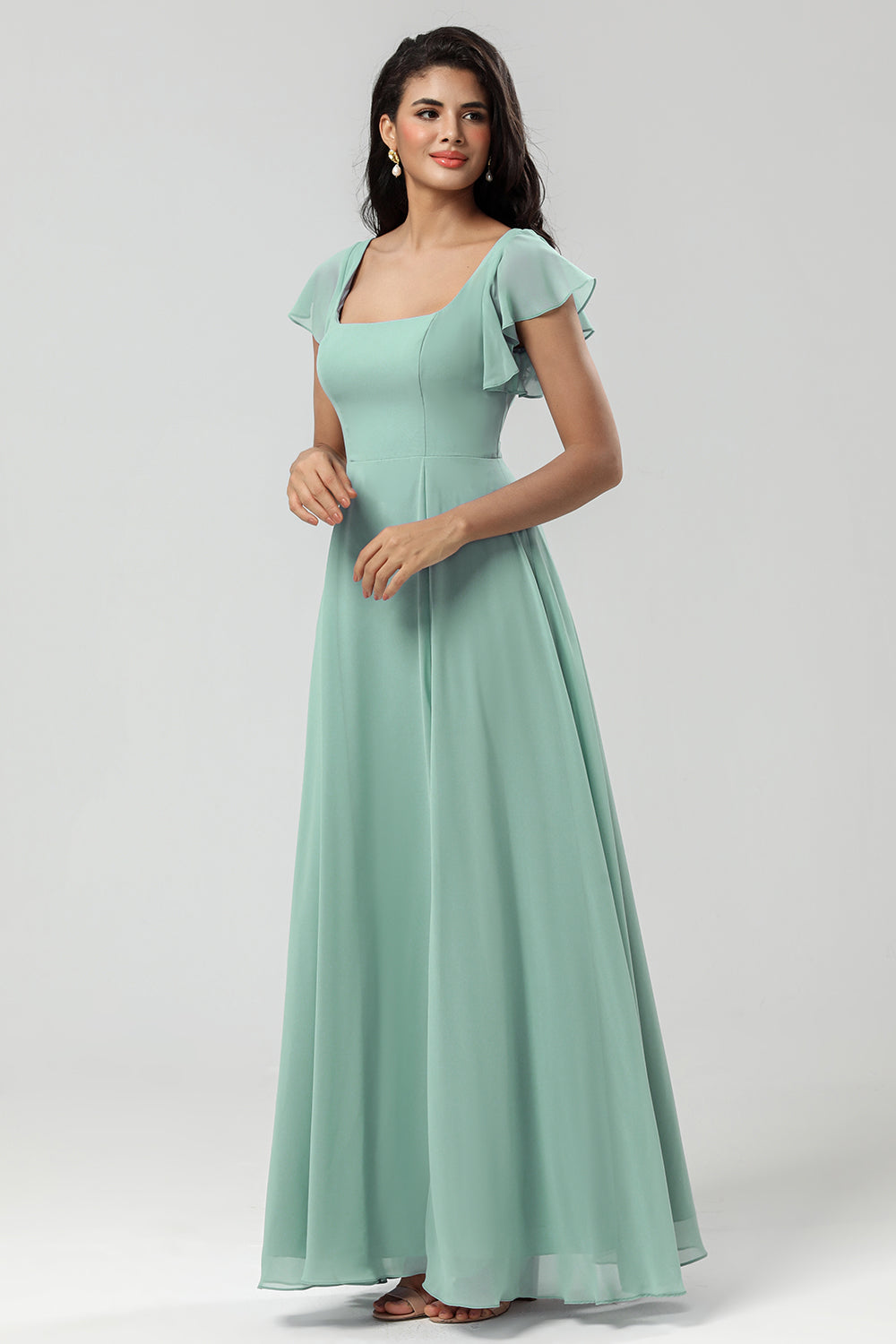 Vestido de dama de honor de gasa de cuello cuadrado verde con volantes