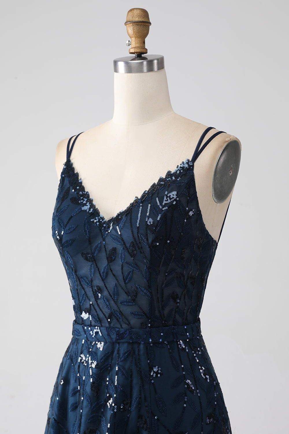 Vestido de fiesta largo con tirantes de espagueti azul marino oscuro de una línea con abertura