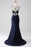 Vestido de fiesta azul marino con cuentas de sirena con volantes