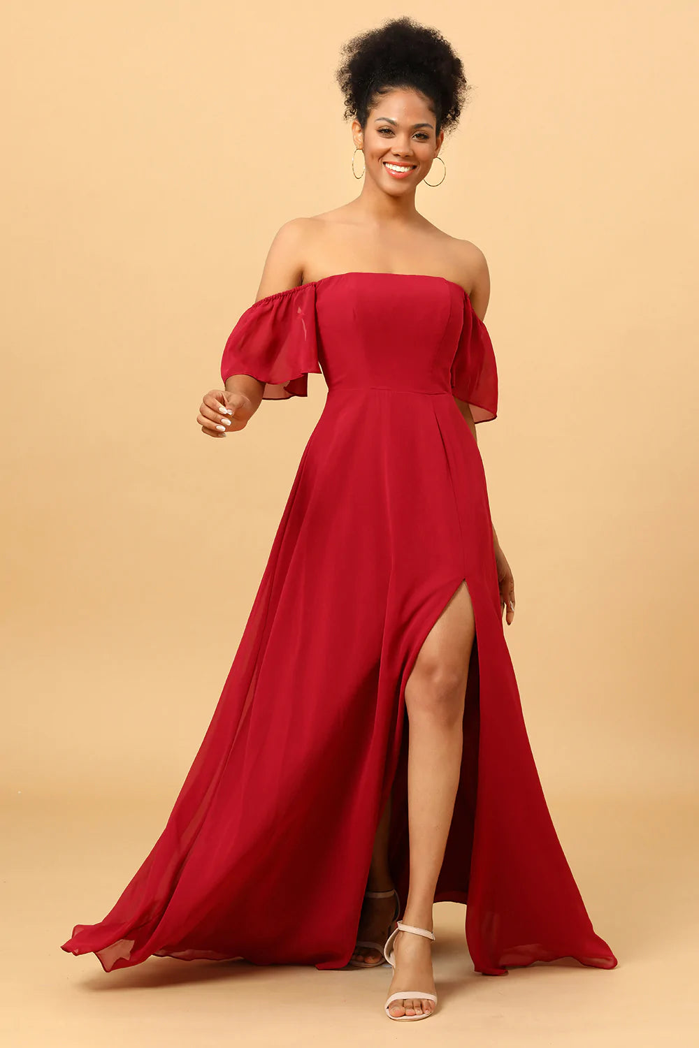 Borgoña Fuera del Hombro Vestido de Dama de Honor