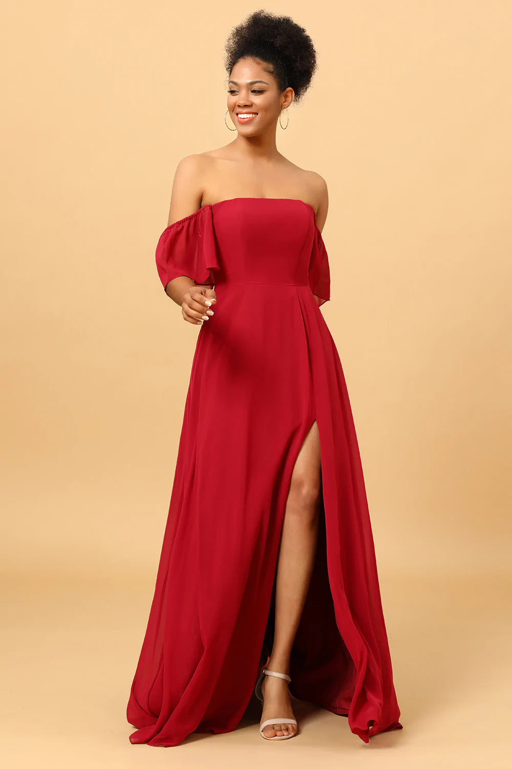 Borgoña Fuera del Hombro Vestido de Dama de Honor
