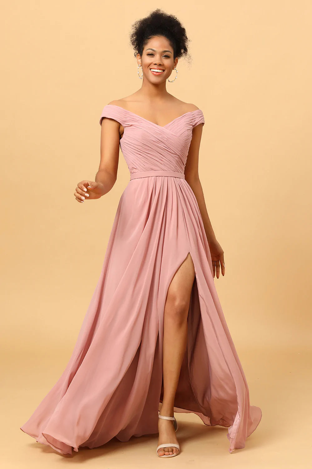 Vestido de Dama de Honor Rosa A Línea